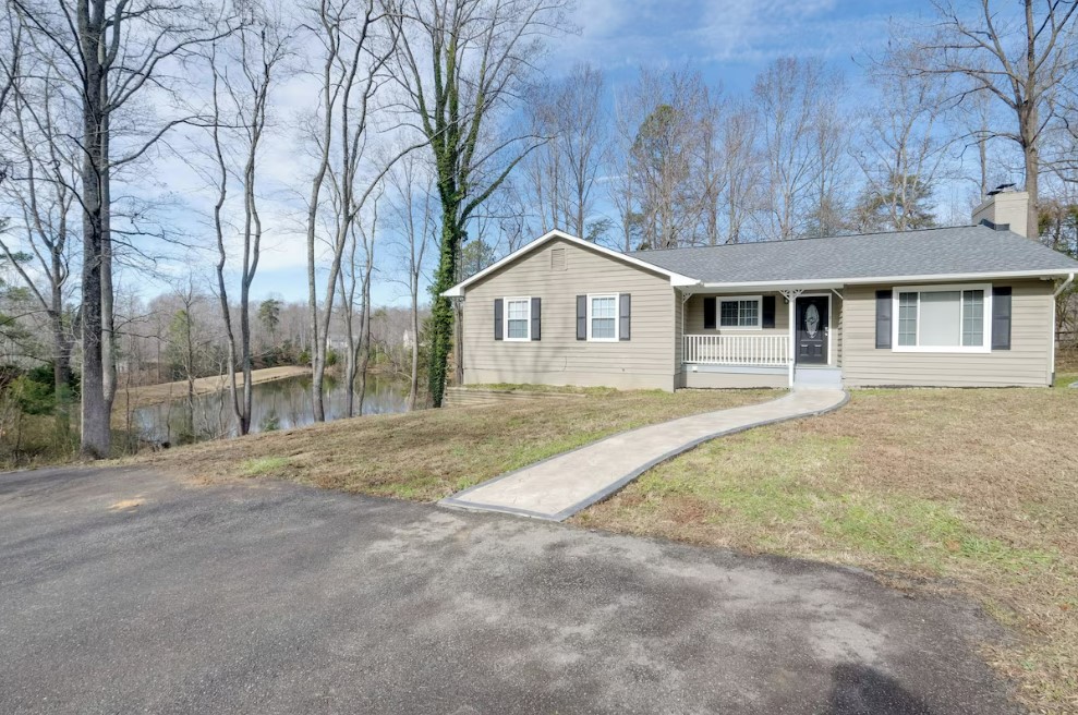 Home near Caledon State Park